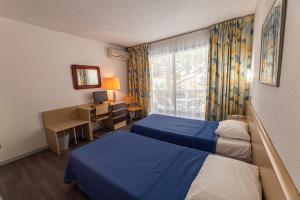 Hotels Hotel du Port : photos des chambres