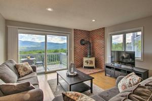 obrázek - Family-Friendly Condo with Mtn Views, Community Pool