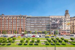 MODERNIZED Unique Huge Central Apartment On 135sqm