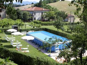Belvilla by OYO Apartment in Sassoleone with Pool