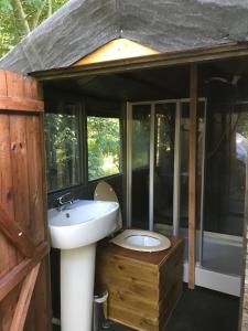 Penbedw Uchaf Estate - Rural retreats, tennis