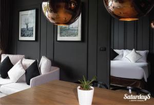 Saturdays Residence - 1 Bedroom Service Apartment