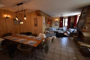Chalets VAUJANYLOCATIONS - Chalet Louise : photos des chambres