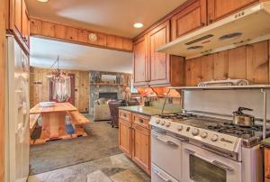 Inviting Lake Tahoe Escape with Yard and Fireplace!