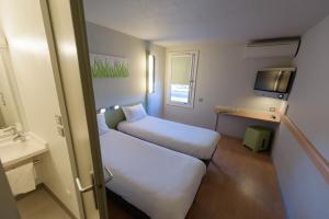 Hotels Ibis Budget Avignon Nord : photos des chambres