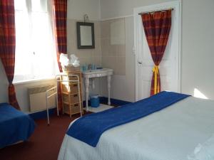 B&B / Chambres d'hotes Domaine Saint-Louis : photos des chambres