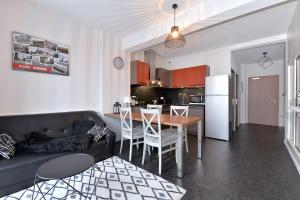 Apartment with Shower room in L'éclos des vignes - Appartements haut de gamme avec Spa