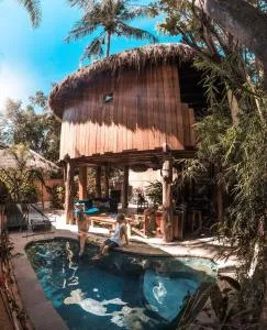 Gili Treehouse - 吉利特拉旺安