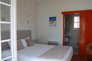 Hotels Hotel Le Goeland : photos des chambres