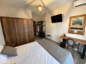 Escape at Ammouliani