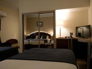 Triple Room room in Hotel Internacional Porto