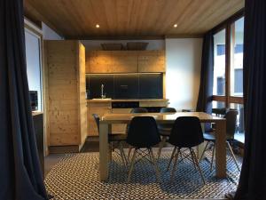 Lac du Lou, au pied des pistes