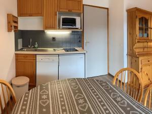 Appartements VAUJANYLOCATIONS - Cochette II Apt 12 : photos des chambres