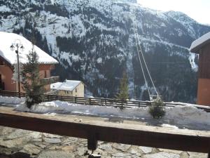 VAUJANYLOCATIONS - La Fare Apt 10