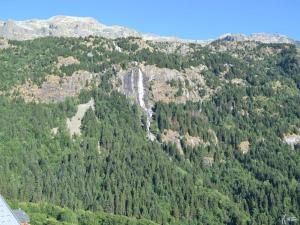 Maisons de vacances VAUJANYLOCATIONS - Chalet De Marie : photos des chambres