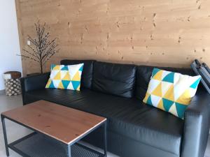 Maisons de vacances VAUJANYLOCATIONS - Domaine du Patre : photos des chambres