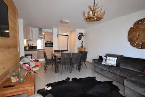 Maisons de vacances VAUJANYLOCATIONS - Domaine du Patre : photos des chambres