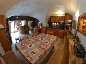 Maisons de vacances VAUJANYLOCATIONS - Le Grenier de Germaine : photos des chambres