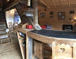 Maisons de vacances VAUJANYLOCATIONS - Le Grenier de Germaine : photos des chambres