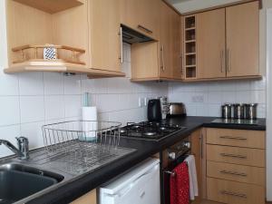 Coastal Escape Deal - 2 Bedroom House -Short Lets & Serviced Accommodation