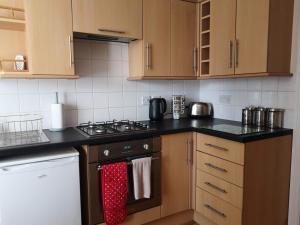 Coastal Escape Deal - 2 Bedroom House -Short Lets & Serviced Accommodation