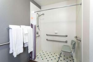 Double Room with View and Mobility/Hearing Impaired Access - Non-Smoking room in La Quinta by Wyndham Denver Boulder - Louisville