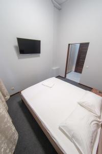 Double Room with Private Bathroom room in Rадость hotel & hostel