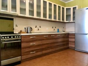 Apartments & Vernissage on Kostandi Street