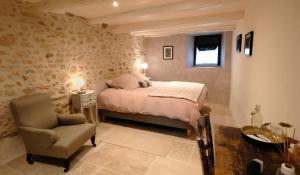 B&B / Chambres d'hotes La Maison Blanche Uzes : photos des chambres