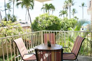 Apartment room in Kamaole Nalu #201 by Ali'i Resorts