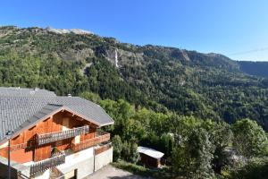 Maisons de vacances Le Jardin Alpin : Appartement 3 Chambres