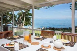 Llantrissant Beachcliff Villa - Negril