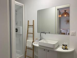 B&B / Chambres d'hotes Logis St Joseph : photos des chambres