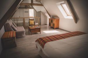 B&B / Chambres d'hotes La Maison Periot : Suite 1 Chambre