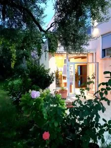 Ilion Hotel - Kondragë