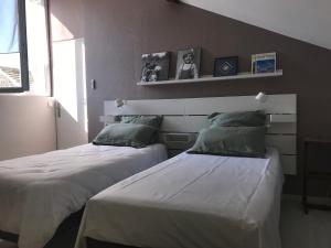 Maisons de vacances Maison Loiseau - Maison Calme au Centre de Beaune : photos des chambres