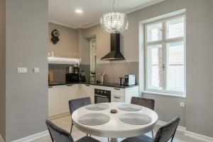 Luxury Peitho Residence