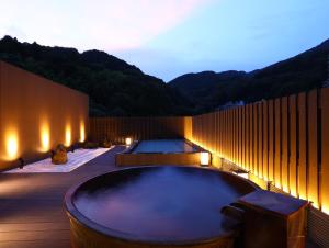 Yugawara Chiyodasou - 4hvězdičkové hotely ve městě Jugawara