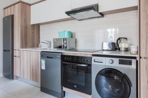 Alimama Spaces: The Blyde Haven