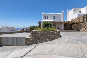 Five-Bedroom Villa with Private Pool and Gym - Sea View | M FOUR