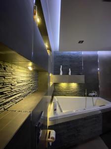 Sauna Apartment No 8 Klonowa Centrum nad Zalewem 200m2 Idealny na Wypoczynek Spotkanie Biznesowe 12 osób