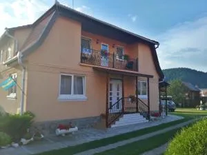 Gabriella vendégház - Ghiduţ