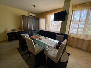 Boulevard Apartments