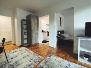 Apartament 23