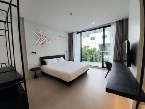 Phòng Tiêu chuẩn giường đôi có ban công (Standard Double Room with Balcony)