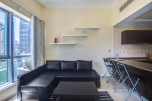 Bay Central apartment with awesome Marina view