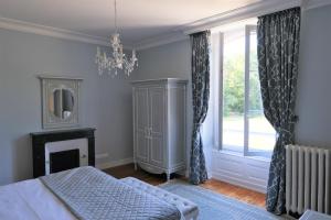 B&B / Chambres d'hotes Chateau Vary : Chambre Lit Queen-Size Deluxe