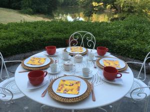 B&B / Chambres d'hotes Chateau de Praslins : photos des chambres