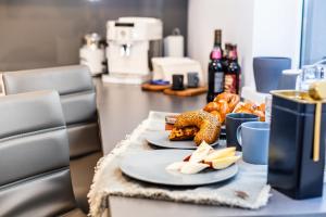 Apartment,private parking, balcony, smart check in