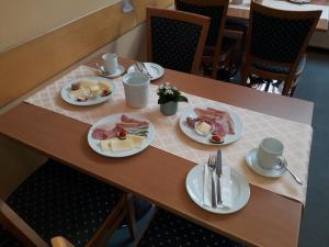 Hotel Garni am Markt - Businesshotel - Frühstücksbuffet - Fahrradabstellplatz - Hunde willkommen